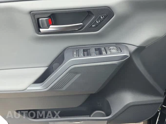 2026 Toyota RAV4 Plug-In Hybrid XSE - miniatura 9
