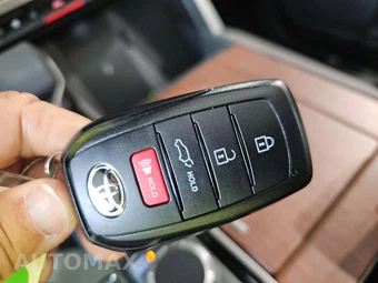 2026 Toyota Sequoia 1794 Edition - miniatura 8