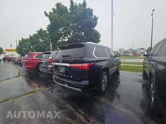 2026 Toyota Sequoia Capstone - miniatura 3