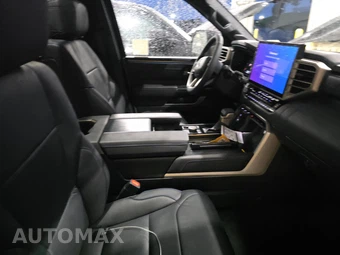 2026 Toyota Sequoia Platinum - miniatura 8