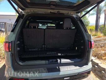 2026 Toyota Sequoia Platinum - miniatura 15