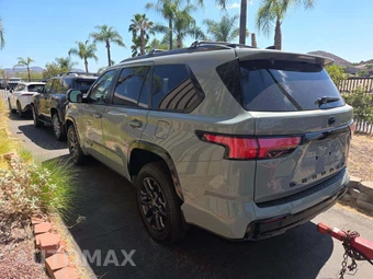 2026 Toyota Sequoia Platinum - miniatura 2
