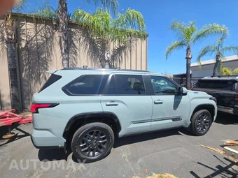 2026 Toyota Sequoia Platinum - miniatura 4