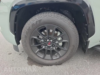2026 Toyota Sequoia Platinum - miniatura 8