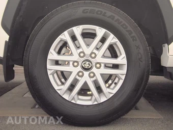 2026 Toyota Sequoia SR5 - miniatura 11