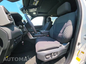 2026 Toyota Sequoia SR5 - miniatura 13