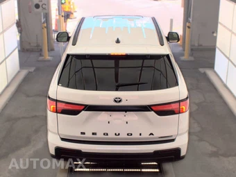 2026 Toyota Sequoia SR5 - miniatura 6