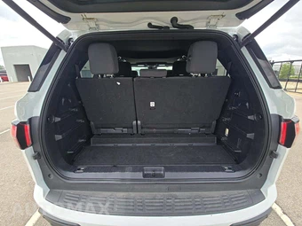 2026 Toyota Sequoia SR5 - miniatura 12