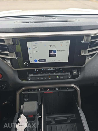 2026 Toyota Sequoia SR5 - miniatura 7