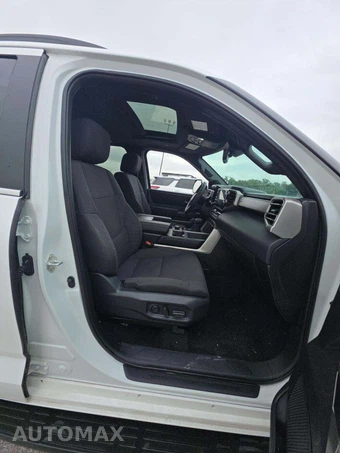 2026 Toyota Sequoia SR5 - miniatura 16