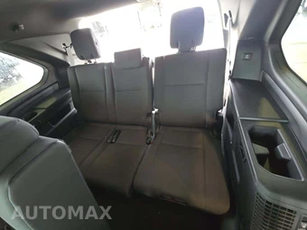 2026 Toyota Sequoia SR5 - miniatura 14