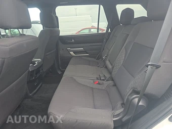 2026 Toyota Sequoia SR5 - miniatura 13