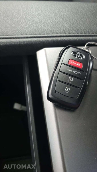 2026 Toyota Sequoia SR5 - miniatura 19
