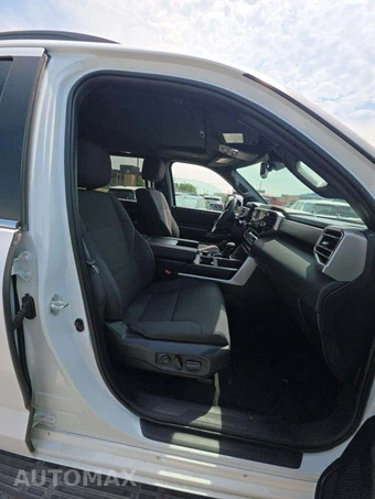 2026 Toyota Sequoia SR5 - miniatura 16
