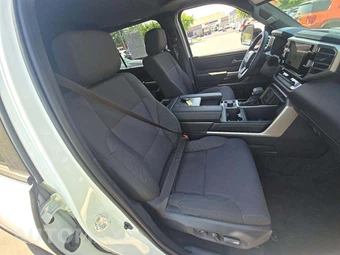 2026 Toyota Sequoia SR5 - miniatura 19