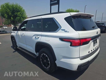 2026 Toyota Sequoia SR5 - miniatura 2