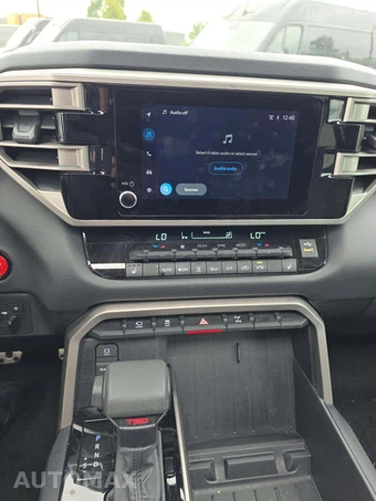 2026 Toyota Sequoia SR5 - miniatura 7