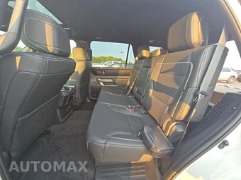 2026 Toyota Sequoia SR5 - miniatura 13