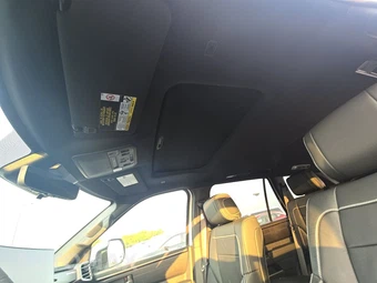 2026 Toyota Sequoia SR5 - miniatura 18