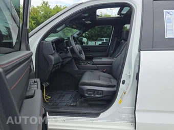 2026 Toyota Sequoia TRD Pro - miniatura 6