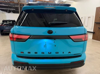 2026 Toyota Sequoia TRD Pro - miniatura 5