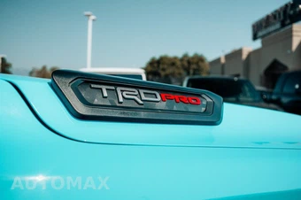 2026 Toyota Sequoia TRD Pro - miniatura 11