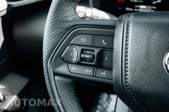 2026 Toyota Sequoia TRD Pro - miniatura 28