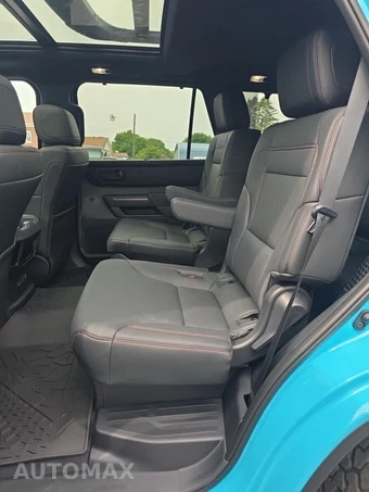 2026 Toyota Sequoia TRD Pro - miniatura 16