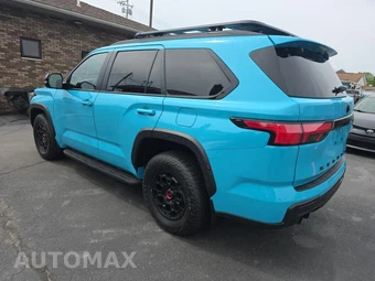2026 Toyota Sequoia TRD Pro - miniatura 6