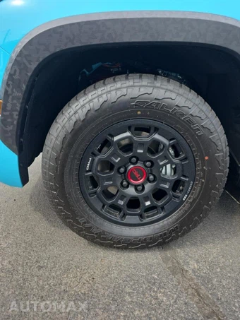 2026 Toyota Sequoia TRD Pro - miniatura 8