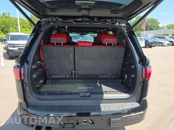2026 Toyota Sequoia TRD Pro - miniatura 12