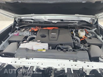 2026 Toyota Sequoia TRD Pro - miniatura 15
