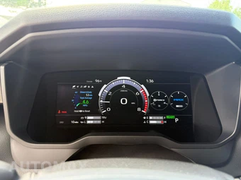 2026 Toyota Sequoia TRD Pro - miniatura 10