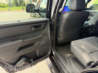 2026 Toyota Sequoia TRD Pro - miniatura 18