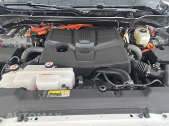2026 Toyota Sequoia TRD Pro - miniatura 15