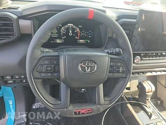 2026 Toyota Sequoia TRD Pro - miniatura 10