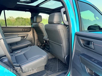 2026 Toyota Sequoia TRD Pro - miniatura 28
