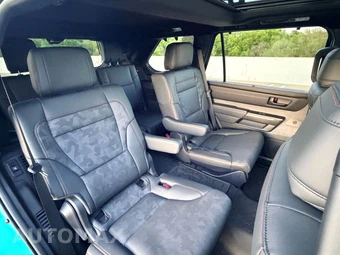 2026 Toyota Sequoia TRD Pro - miniatura 29