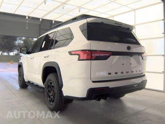 2026 Toyota Sequoia TRD Pro - miniatura 6
