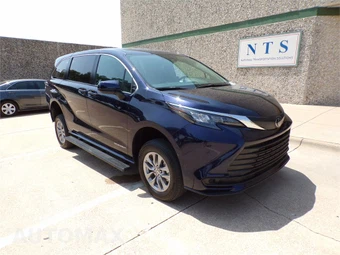 2026 Toyota Sienna LE 8-Passenger 120.5" WB - miniatura 3