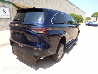 2026 Toyota Sienna LE 8-Passenger 120.5" WB - miniatura 7
