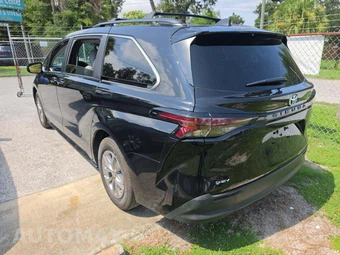 2026 Toyota Sienna LE 8-Passenger 120.5" WB - miniatura 2