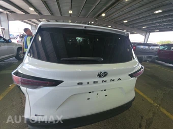2026 Toyota Sienna LE 8-Passenger 120.5" WB - miniatura 5