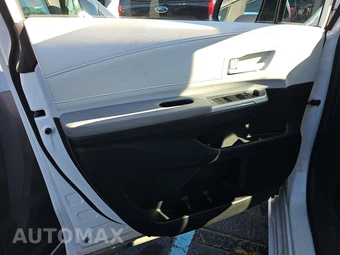 2026 Toyota Sienna LE 8-Passenger 120.5" WB - miniatura 9