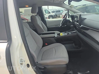 2026 Toyota Sienna LE 8-Passenger 120.5" WB - miniatura 8