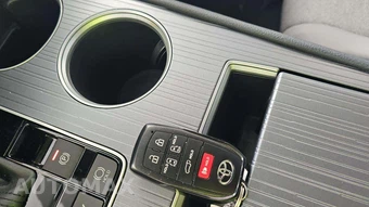 2026 Toyota Sienna LE 8-Passenger 120.5" WB - miniatura 20