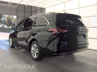 2026 Toyota Sienna Limited 7-Passenger 120.5" WB - miniatura 8