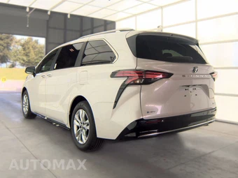 2026 Toyota Sienna Limited 7-Passenger 120.5" WB - miniatura 8