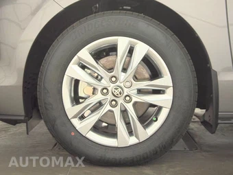 2026 Toyota Sienna Limited 7-Passenger 120.5" WB - miniatura 9