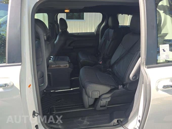 2026 Toyota Sienna Limited 7-Passenger 120.5" WB - miniatura 10